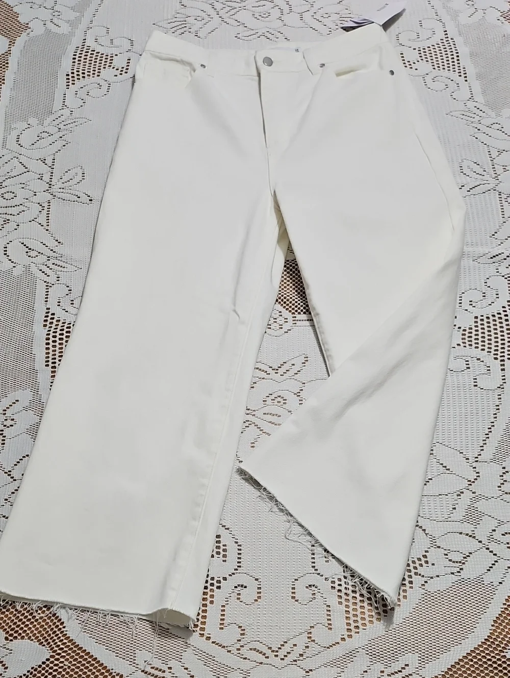 NWT JustFab Off-White Cropped Wide Leg Jeans 100% Cotton 25